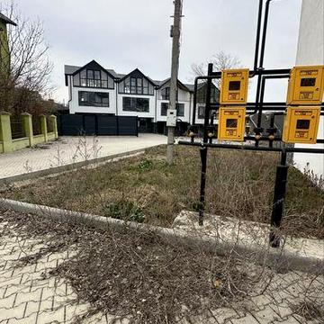 Продаж; будинок; таун-хаус; Чернівці; газ, міська вода, каналізація;