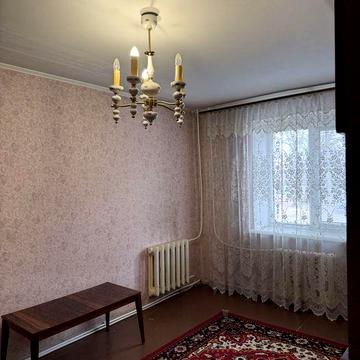 Продае 2 комнатную квартиру Терновской район, Роковатая.