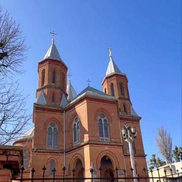 Здається 2-км квартира навпроти Вірменської церкви