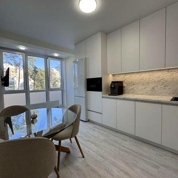 Двокімнатна квартира з ремонтом і меблями! Центр міста! ЖК Центральний