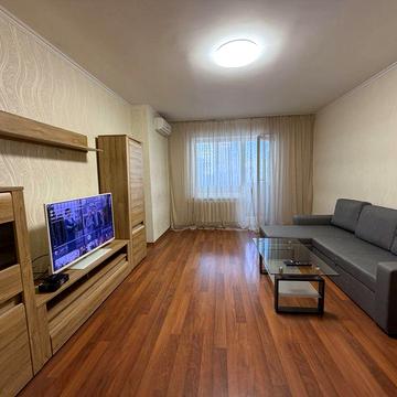 Сдам однокомнатную квартиру пер. Анатра.