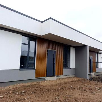 Продається готовий дуплекс у с. Святопетрівське!