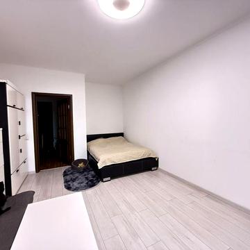 Ореда однокімнатної Сімї Кульженків 33, ЖК Яскравий