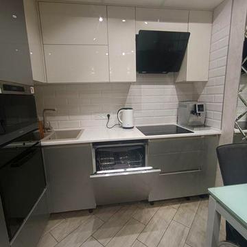 Двухкомнатная квартира с качественным ремонтом возле моря