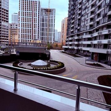 ТоП . Срочная продажа ! Аркадия ,ЖК Атмосфера . 1 комн с балконом Сдан ЖК Атмосфера