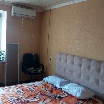 Оренда 2-х кімнатна без комісії на 12-му кварталі