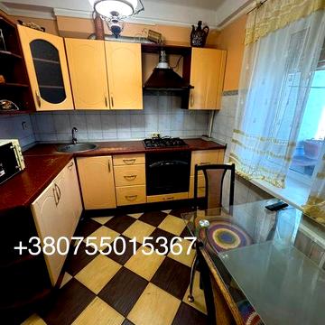 Продаж квартири Березняківська 22