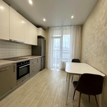 Каховська вул., 56