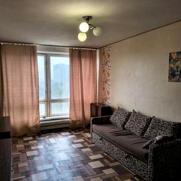 метро Дарниця.  10 хв.пішки.