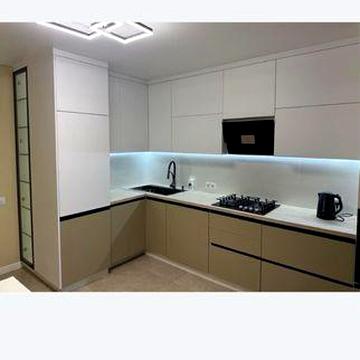 Квартира та підземне  паркомісце