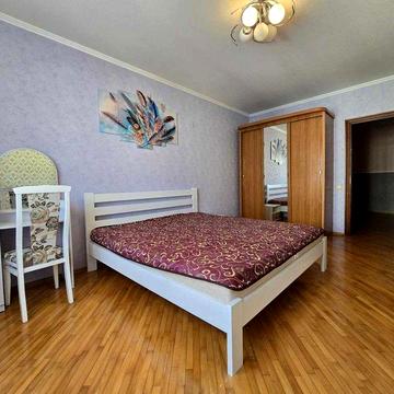 Вишняківська 7-А, оренда 3к квартири, метро Харківська 10хв