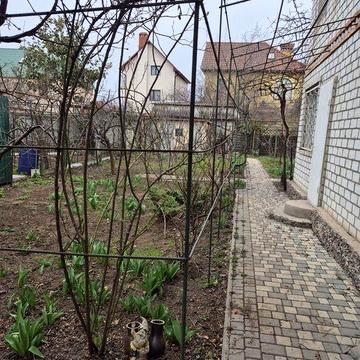 Продается  дом -дача возле моря( золотой треугольник Одессы, прописка