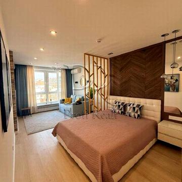 Продаж 1к дизайн ремонт,центр,м.Університет/Площа українських героїв