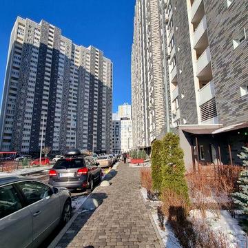 Здам в оренду 1-к.,Ревуцького 54Б, 48 кв м, генератор