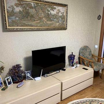 Продаи 2 кім квартиру+1 кім. Центр