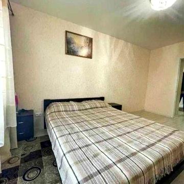 Сдам 2-комн квартиру пр. Науки(Нео Плаза)