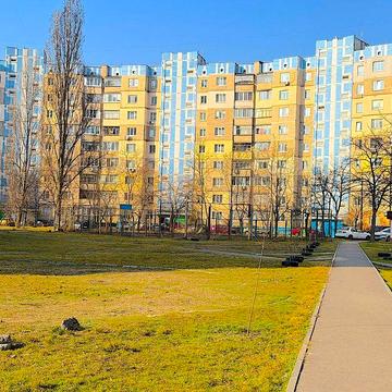 Продам 3 к квартиру у Деснянському районі, Троещіна. Каштанова вулиця.