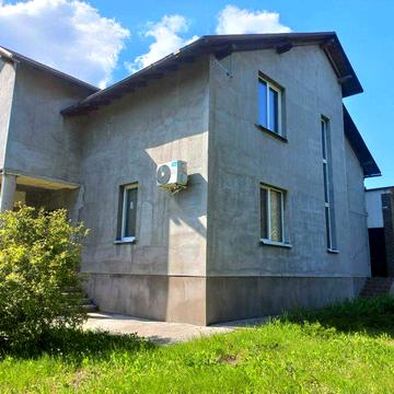 Продам будинок біля річки