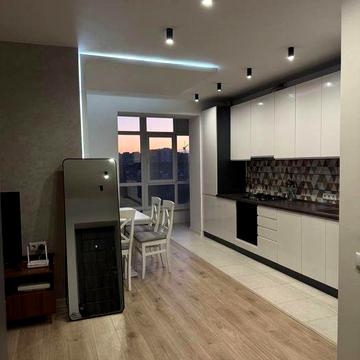 Здається студія 46 м², довгострокова оренда, вул. Семена Височана 18