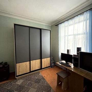 Продам 3 кімнатну квартиру з автономним  газовим опаленням Перемога