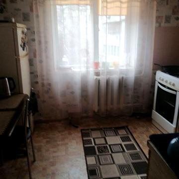 Половки гарний стан вільна з 10 квітня