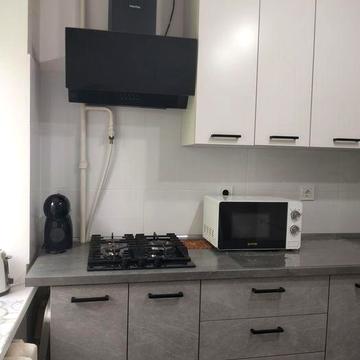 Продам 2 к.кв. ул. Академика Шалимова 26