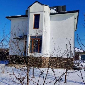 Будинок в Боратині