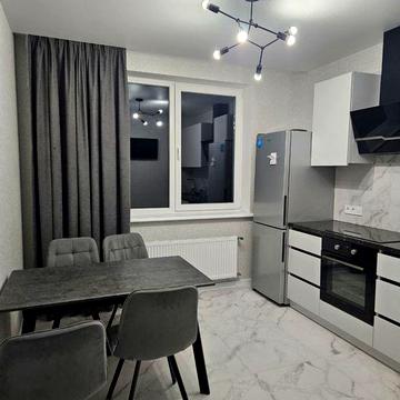 Сдам Светлую Новую 2-комн квартиру на Таирова ул Архитекторская    60м