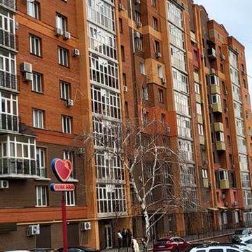 Продам 3ком возле Корпусного парка ЖК 1