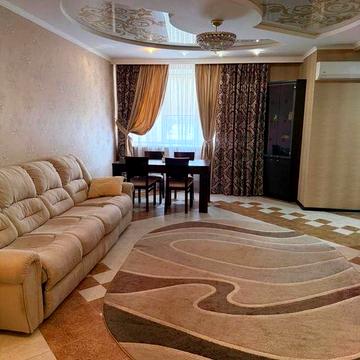 Здам в оренду елітну трикімнатну квартиру з окремим входом!!!