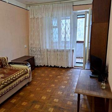 Довгострокова оренда 1к Квартира Євгена Танцюри (Генерала Петрова) вулиця