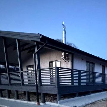 Продаж будинків в Східниці.