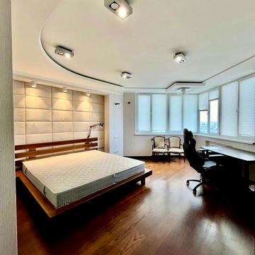 Генерала Генадія Воробйова вул. (Курська), 13-Е