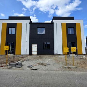 Продаж котеджу з міськими комунікаціями