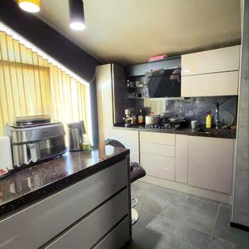 Крутая квартира , в закрытом ЖК ! ЖК Александройский