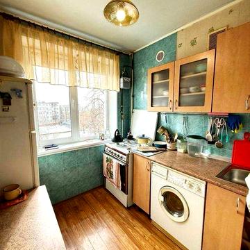 Продаж затишної 3-кімнатної квартири вул. Реміснича ( біля Кошику)