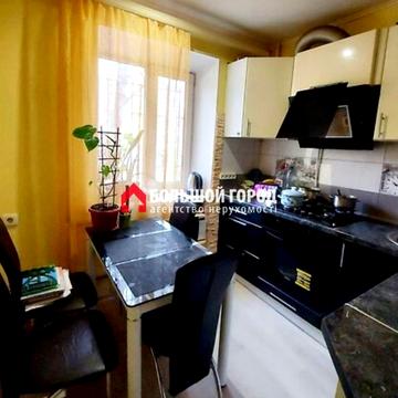 Магістральна вул., 74