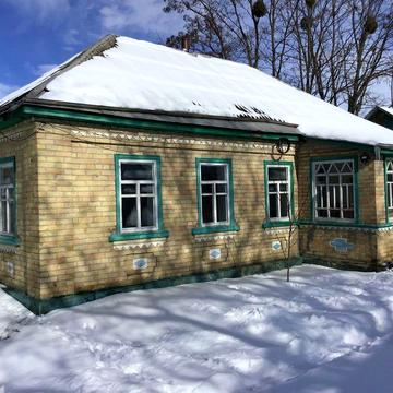 Продам відмінний будинок з ремонтом в мальовничому місці на Черкащині.