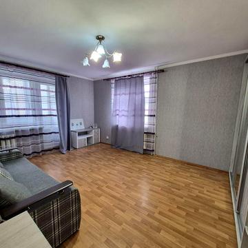 Здаю простору 1к квартиру біля школи, садочку, 5 хв до електрички