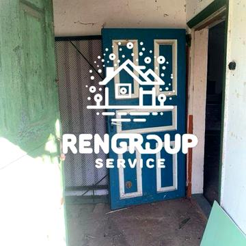 Продаж невеликого будиночку під реконструкцію.