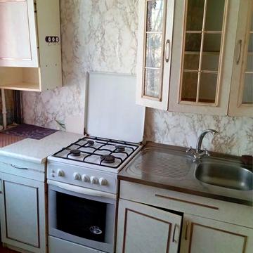 Здам 1 кім район 19 школи зуп Спартак 4500