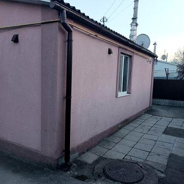 Продається частина будинку