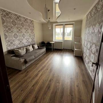 Оренда квартири Івано-Франківськ 2к + хол вітальня 20м2 в центрі