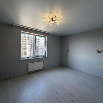 Продам 2 комнатную квартиру в Кадоре на Таирова ЖК Кадор