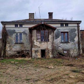 Продається будинок + 16 сотиків землі