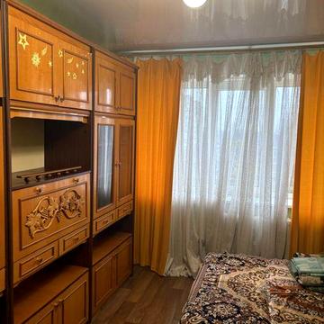 Продаеєтся 1 кім,квартира с меблями,та технікою поб.