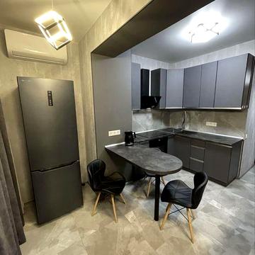 Сдам классную квартиру ЖК Море 13 Фонтана длительно