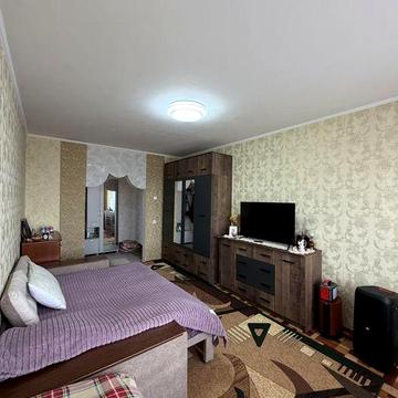 Продаж просторої 3-кімнатної квартири,район ЖД вокзалу