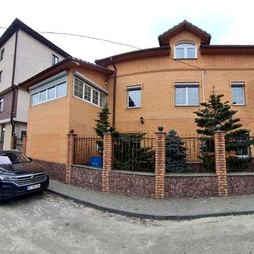 Продам  свій будинок 350м2 Соломянський Лобановського Купянська 38