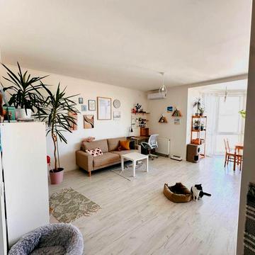 ВІД ВЛАСНИКА! Світла 2-кімнатна квартира на Митниці | Панорамні вікна ЖК Осбб